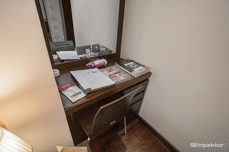 Mark Inn Hotel Deira Ντουμπάι 2*,